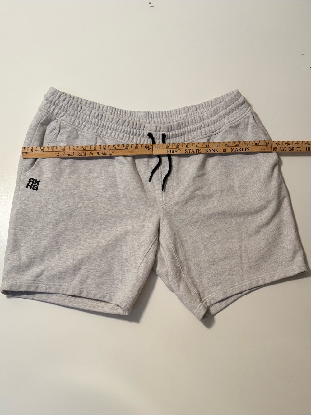 Men's Light Heather Gray Athletic Pull-On Shorts with Drawstring
